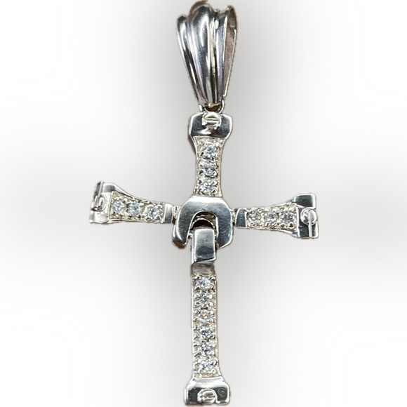 Sterling Silver and Simulated Diamond Cruz Toretto cross with hinged movement - Picture 2 of 4